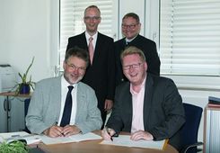 CeLTech: Kooperationsvertrag mit der Hochschule Heilbronn