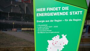 Forschungsprojekt DESIGNETZ – Saarländische Haltestelle auf der "Route der Energie" auf dem Campus der Universität des Saarlandes eröffnet